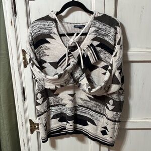 American Eagle Outfitters Textured Knit Sweater - Cream with hood